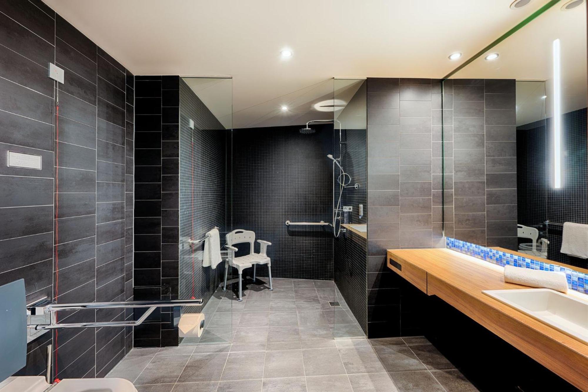 Premier Inn Heilbronn City Centre Екстер'єр фото