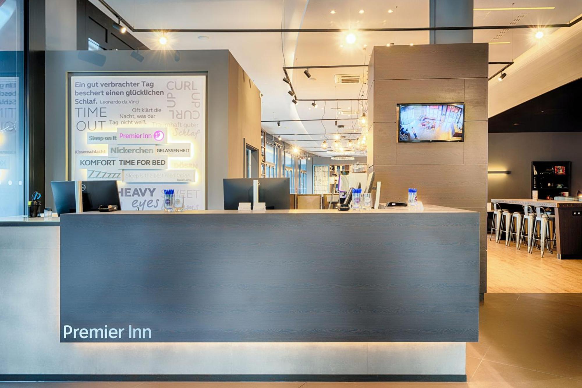 Premier Inn Heilbronn City Centre Екстер'єр фото